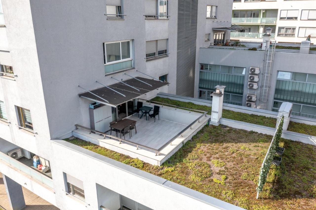 Apartment Luxurious In The Heart Of *